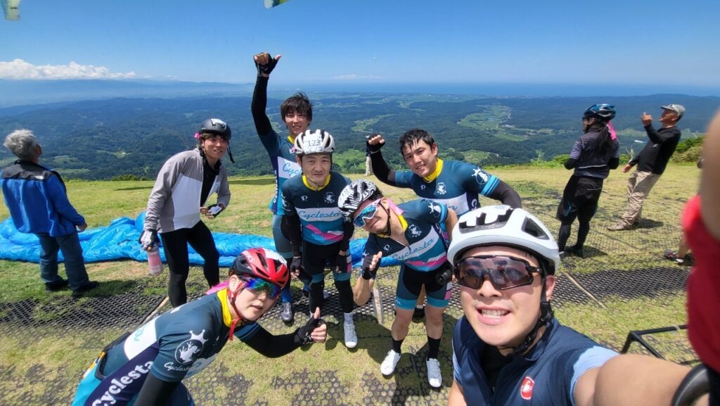 シティサイクル (新潟県柏崎市)ブラック シティサイクル シオノ ターボライト 26 外装6段 オートライト
